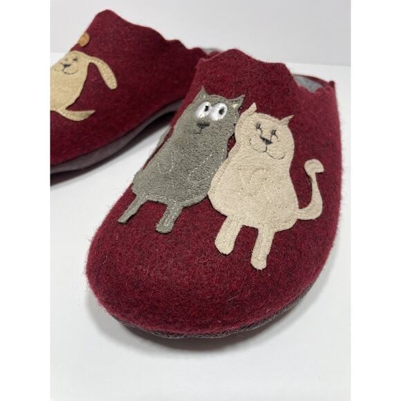 Flexus Women’s US 7.5-8 UK 38 Slide Slippers Pet Love Dogs Cats Maroon Red - Picture 6 of 10